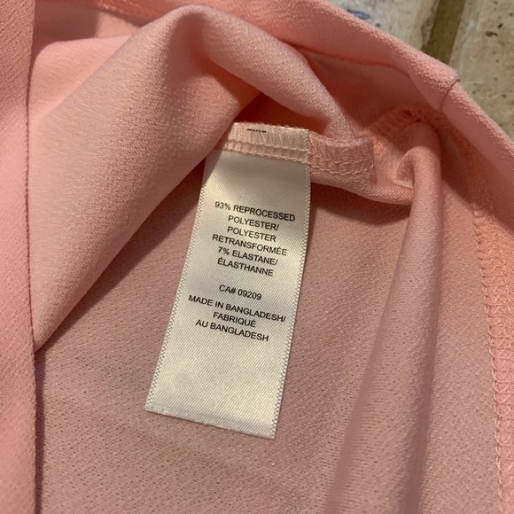 Cleo Pink V-Neck Sleeveless Blouse / Tank Top - Size Small - Picture 3 of 6